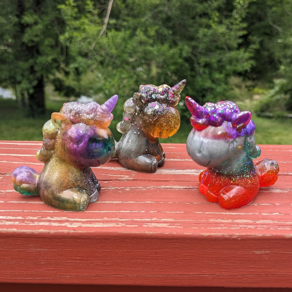 Unicorn Set Three Cute Kawaii Gift Handmade Epoxy Resin Glitter Colorful Rainbow - Picture 15 of 15